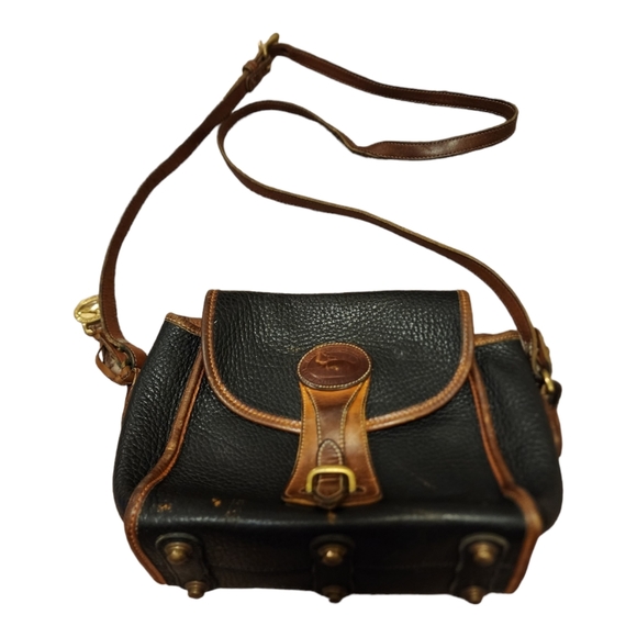Dooney & Bourke Handbags - Vintage Dooney & Bourke Crossbody Bag